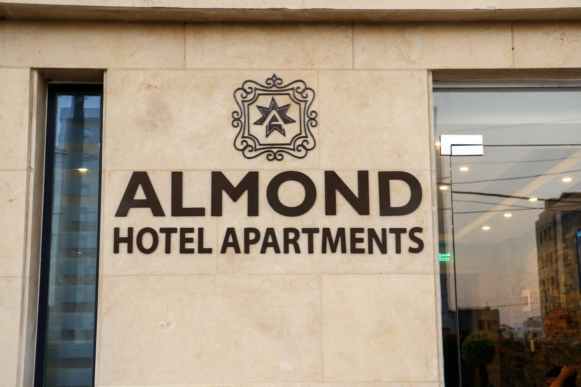 Almond Hotel Apartments Amman Dış mekan fotoğraf